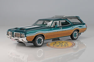 1972 Oldsmobile Vista Cruiser 442 - Green