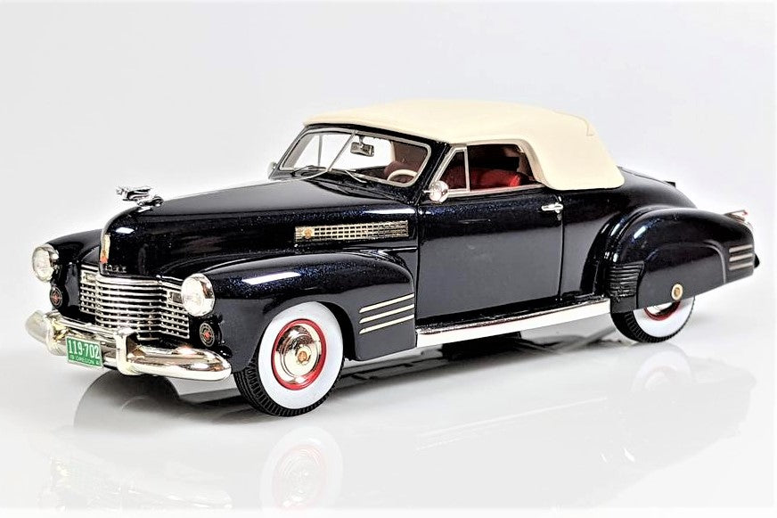 1941 Cadillac Series 62 Convertible Coupe, Blue Metallic - 1:43 GLM 119702