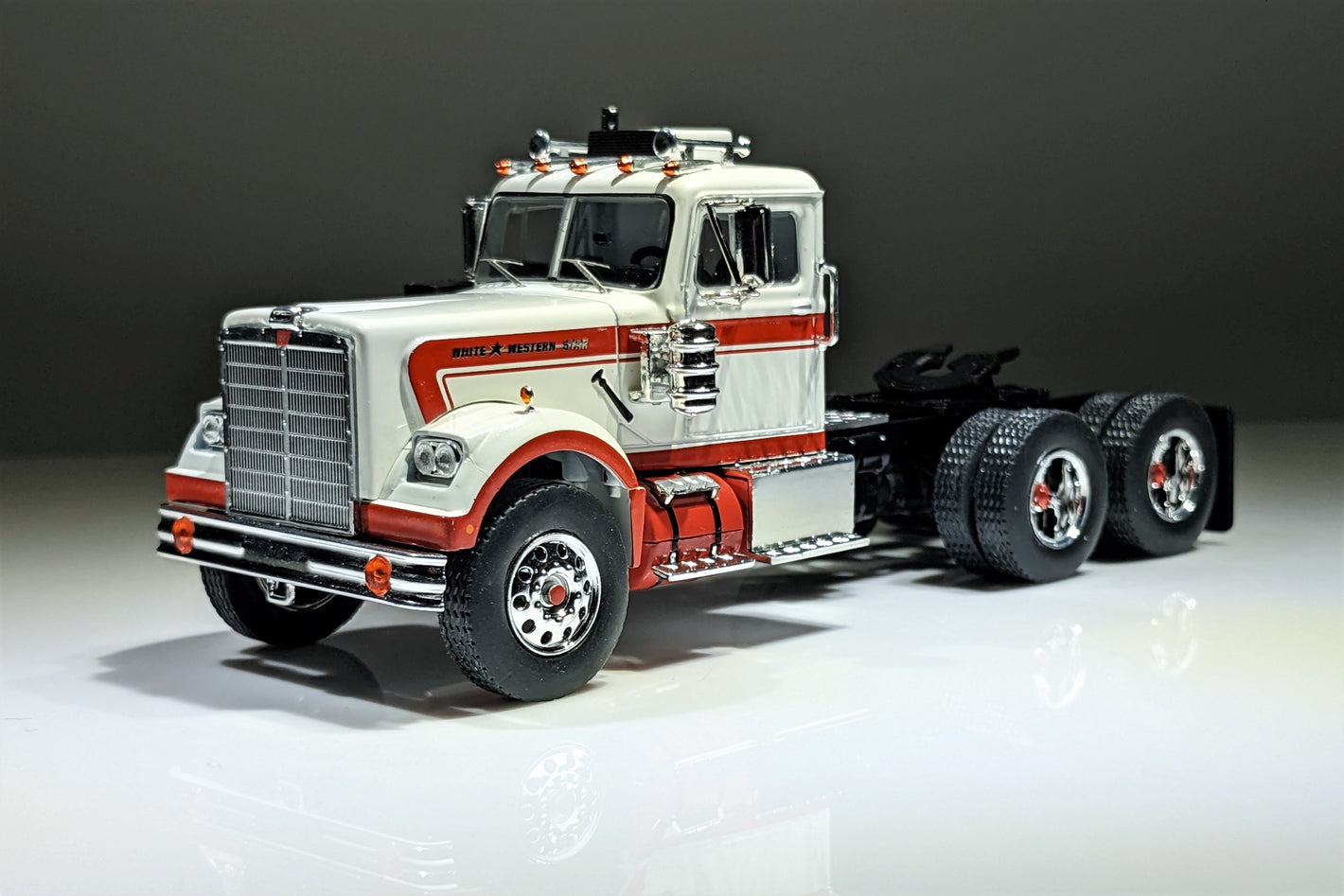1970 Western Star 4854