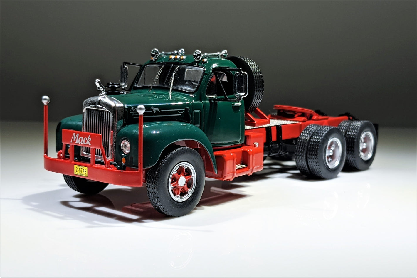 1953 Mack B61