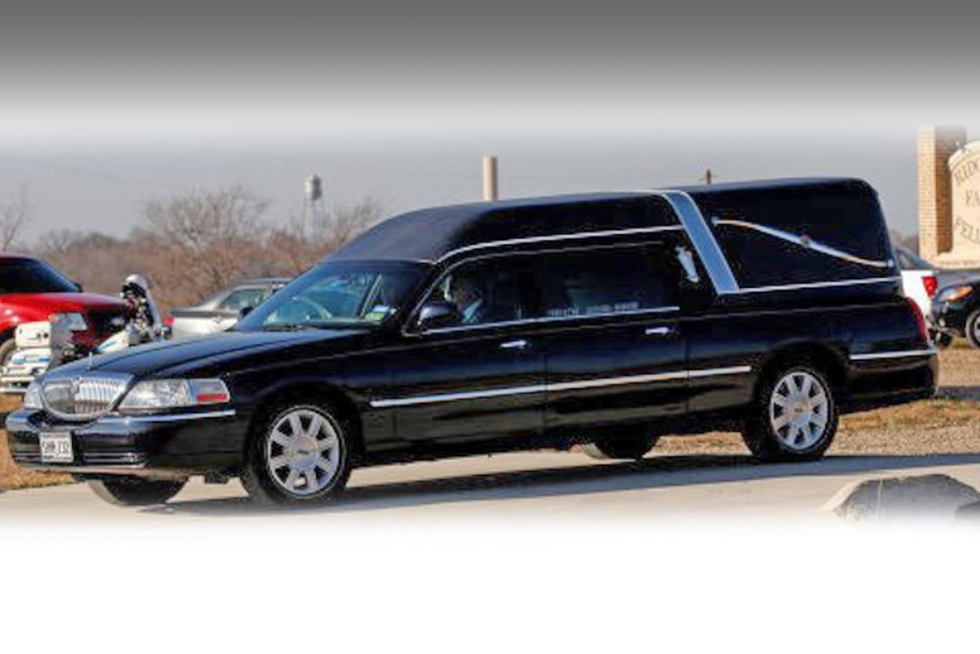 2009 Lincoln Town Car Eagle Coach Hearse