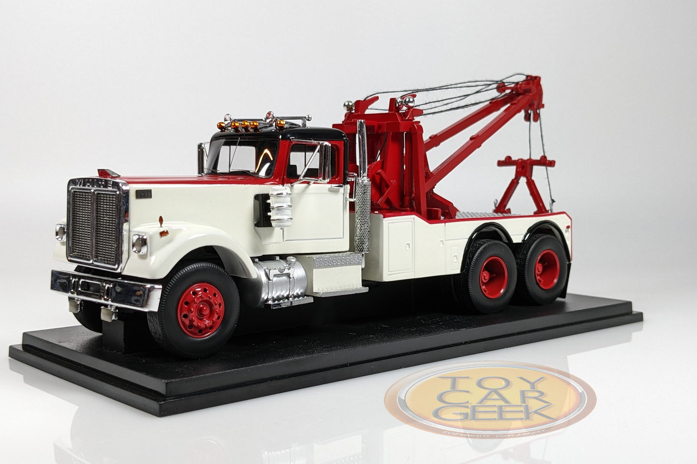 1977 White Road Boss Tow Truck